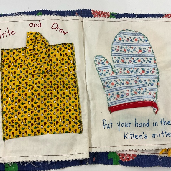 Vintage Handmade Children’s Fabric Sensory Learning Book Unique - Picture 4 of 13